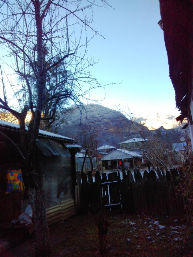9 Plus - Orbeli Esterno foto